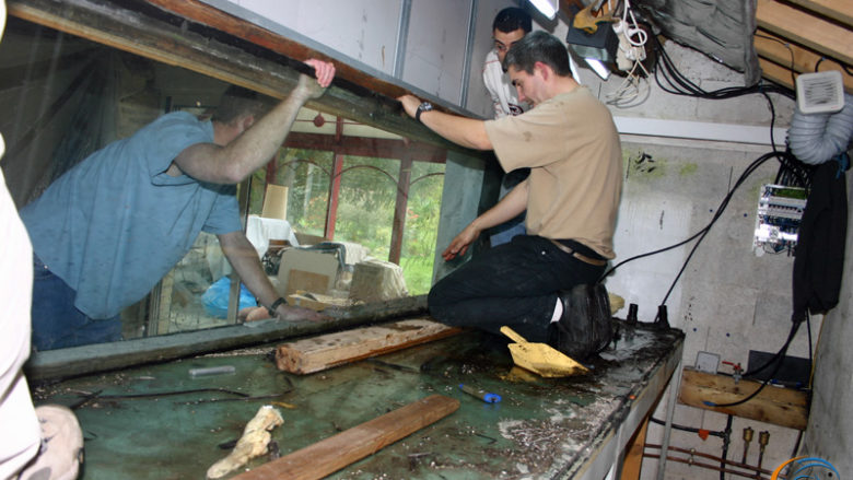 5 avril 2008, récupération d'un aquarium de 3000 litres